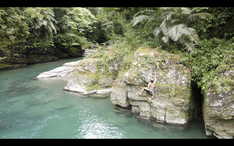 【卡拉莫基步道】烏來秘境消暑營地｜台北亞馬遜森林｜可游泳、跳水、抱石